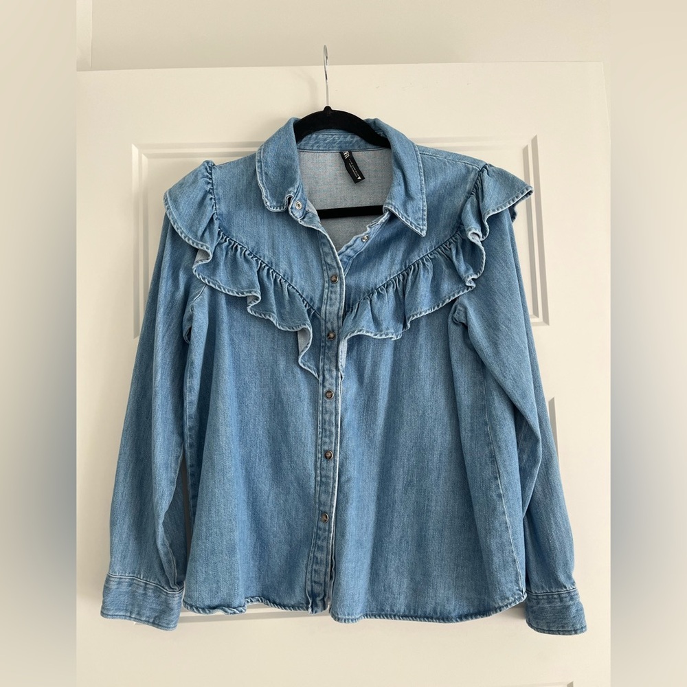 Zara Ruffled Denim Button-Up Shirt. Medium.